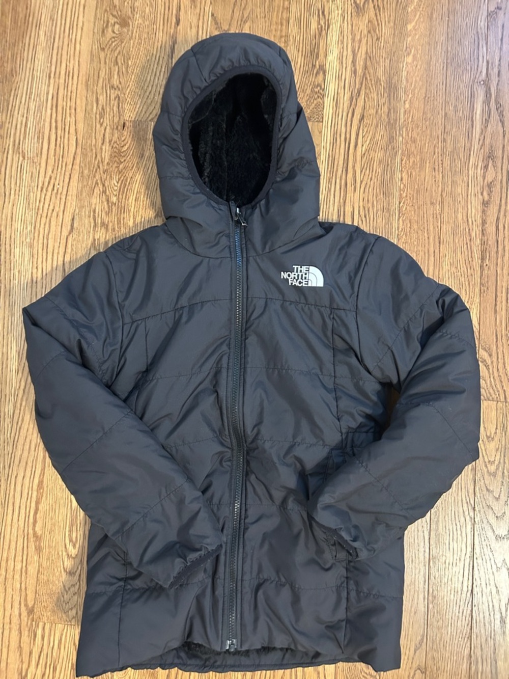 The North Face Girls’ Reversible Mossbud Parka size Medium